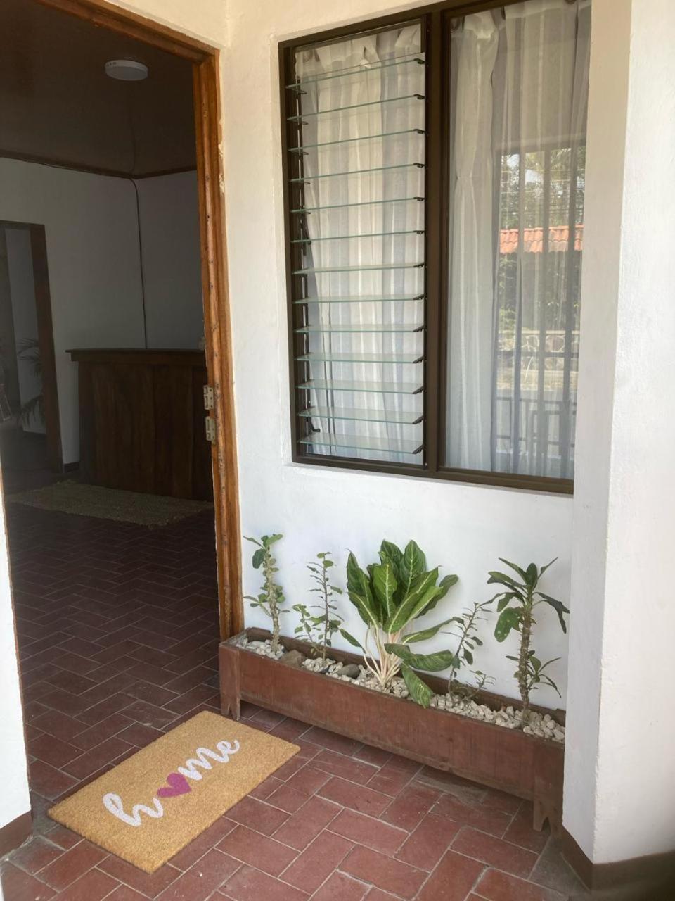 Hostel Casa Mar Либерия Екстериор снимка