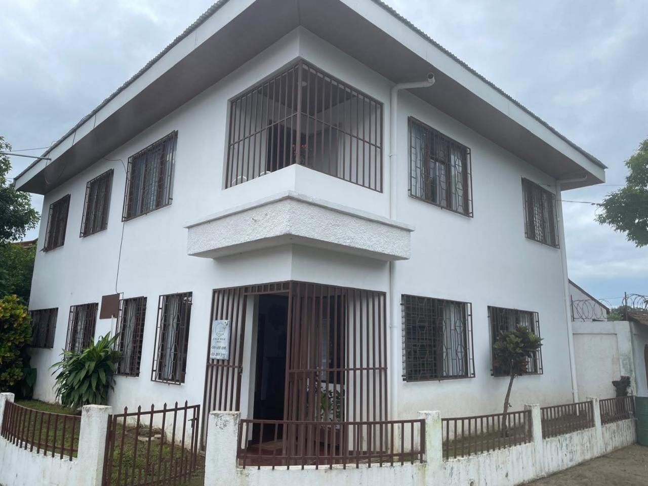 Hostel Casa Mar Либерия Екстериор снимка