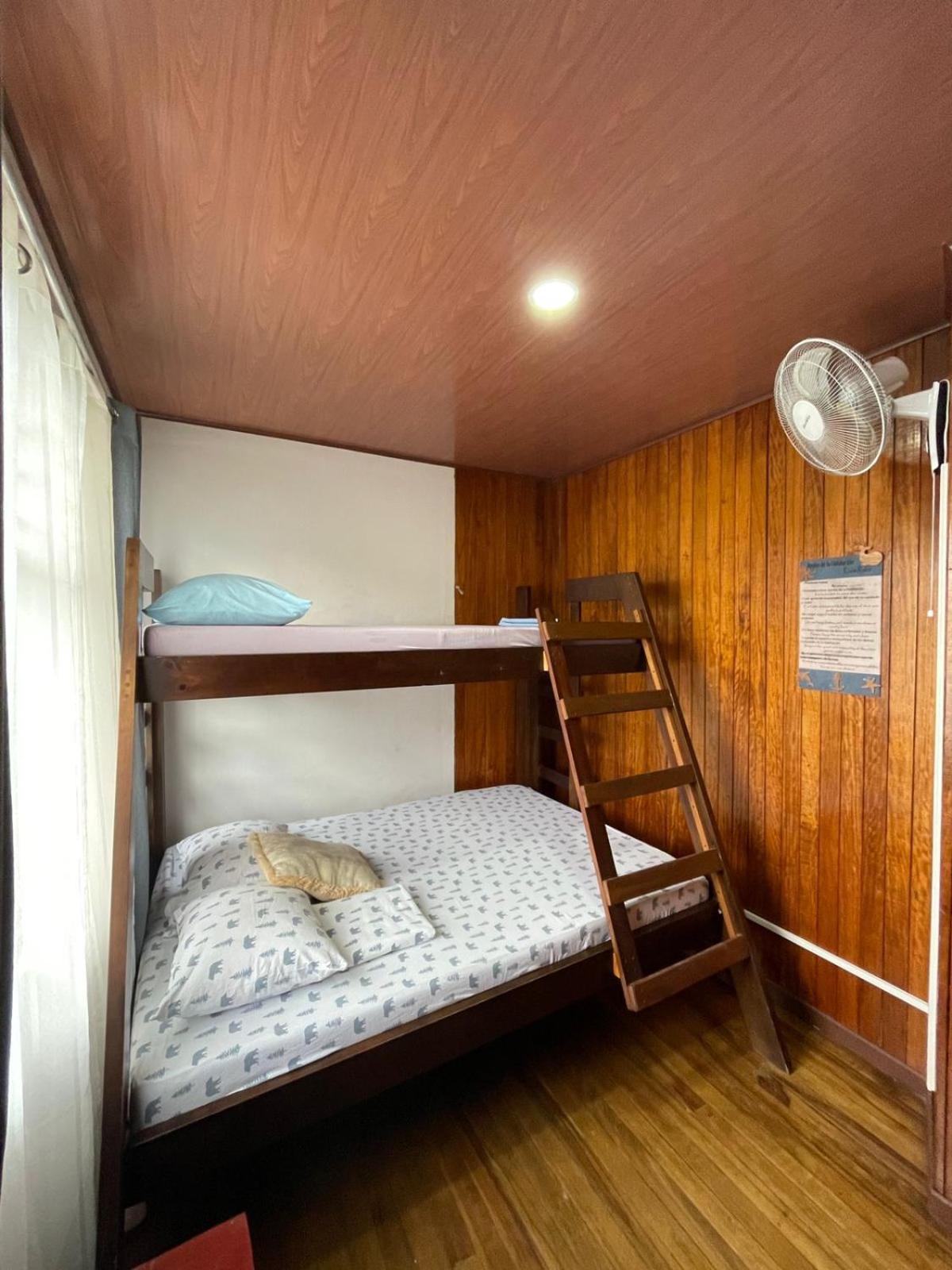 Hostel Casa Mar Либерия Екстериор снимка